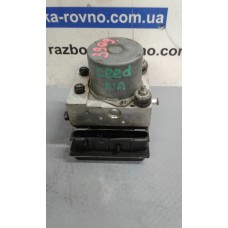 Блок управління ABS Kia Ceed 2006-11 1.6CRDI 0265230231 58920-1H650 Блок управління ABS Kia Ceed 2006-11 1.6CRDI 0265230231 58920-1H650