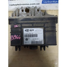 Блок управления двигателем Volkswagen Golf III 1.6 032906030G