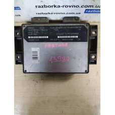 Блок керування двигуном Peugeot Partner Expert Citroen Berlingo 1.9D 9641390180 9642414580 R04080025C