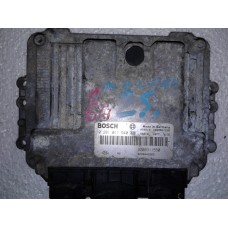 Блок керування двигуном Renault Master Opel Movano Nissan Interstar 2.5dci 2005 0281011940 8200311550