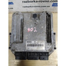 Блок керування двигуном Renault Trafic, Opel Vivaro, Nissan Primastar 2.0dci 2000-2014 0281014648 8200666516