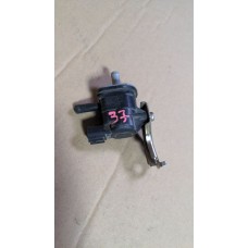 Клапан вакууму Toyota Lexus 90910-12276