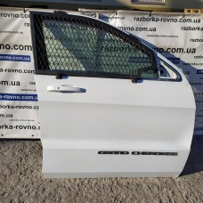 Дверь передняя правая Jeep Grand Cherokee WK2 2014-2020 в сборе