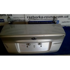 Крышка багажника Субаро Subaru Legacy 2003-2009 серая