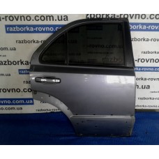 Двері задні праві Kia Sorento 2002-2009 темно-сірі
