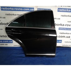 Двері задні права Mercedes W221 2006-2011 чорна Мерседес