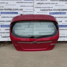 Дверь ляда крышка багажника Ford Fiesta MK7 2012-2017 Форд Фиеста