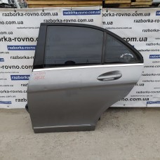 Дверь задняя левая Mercedes W204 2007-2014 Мерседес