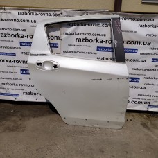 Двері задні праві Toyota Yaris 2008р