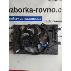 Дифузор  вентилятор Fiat Doblo II Tipo 1.6 10-22 00520871630 DT223000-91600F в зборі