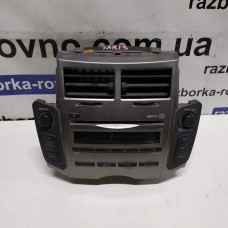 Магнітола CD Toyota Yaris 2005-2012 861200D520
