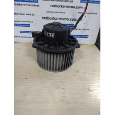 Моторчик печки Hyundai i10 i20 Getz Kia Sorento F00S330024