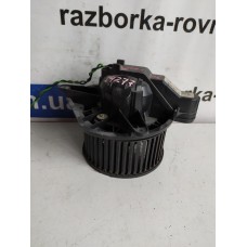Моторчик пічки Jeep Cherokee 2005-2010 939740F