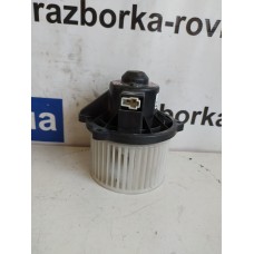 Моторчик печки Kia Sorento 2012-2015 E30883-0330 A0440139 лопнута крыльчатка