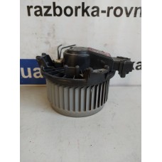 Моторчик пічки Toyota Yaris 2010-2014 Suzuki Swift AV1370