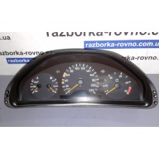 Панель приладів Mercedes Мерседес W210 1995-99 2105401248