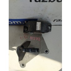 Подушка двигуна Renault Clio Captur Dacia Sandero 112844547R Подушка двигуна Renault Clio Captur Dacia Sandero 112844547R
