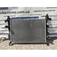 Радіатор охолодження Jeep Compass 2017-    2,0D 68273399aa, 68249188aa
