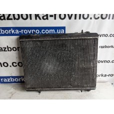 Радіатор охолодження Peugeot 307 Citroen C4 Picasso 9645658080