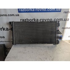 Радіатор охолодження Fiat Panda Punto 847860000