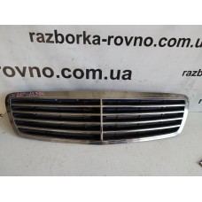 Решітка радіатора Mercedes W220 1997-2005 777200001 Решітка радіатора Mercedes W220 1997-2005 777200001