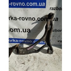 Рычаг передний Правый нижний Volkswagen Touareg 02-10 7L0407154A
