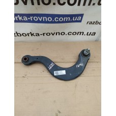 Важіль задній лівий=правий верхній Volkswagen Passat B7, B8, Golf VI, Tiguan, Audi A3 5Q0505323D , 5Q0505351B