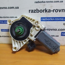 Моторчик склопідйомника передній правий Mercedes W221 2005-2013 6 pin A2218202842 997457-101