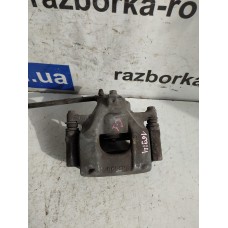 Супорт передній правий Citroen C1 05-14 Toyota Aygo 05-09
