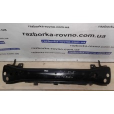 Підсилювач бампера передній Volkswagen Volkswagen T5 2003-2010
