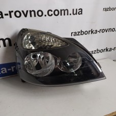Фара права Renault Clio II 2001-2006 Renault Clio