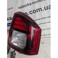 Ліхтар правий Jeep Compass 2011-2016 Європа 05272908AB