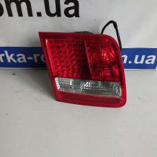 Фонарь левый в крышку багажника Audi A8 D3 2002-2010 Ауди Фонарь левый в крышку багажника Audi A8 D3 2002-2010 Ауди