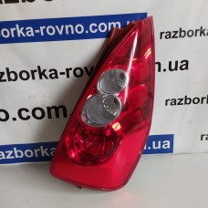 Ліхтар правий Mazda 5 2005-2010 задній стоп Ліхтар правий Mazda 5 2005-2010 задній стоп
