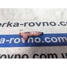 Форсунка бензинова Toyota Camry V, Lexus RX ii 03-08 23250-20030