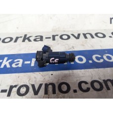 Форсунка бензиновая Hyundai i30 Hyundai ix20 Kia Ceed 35310-28000